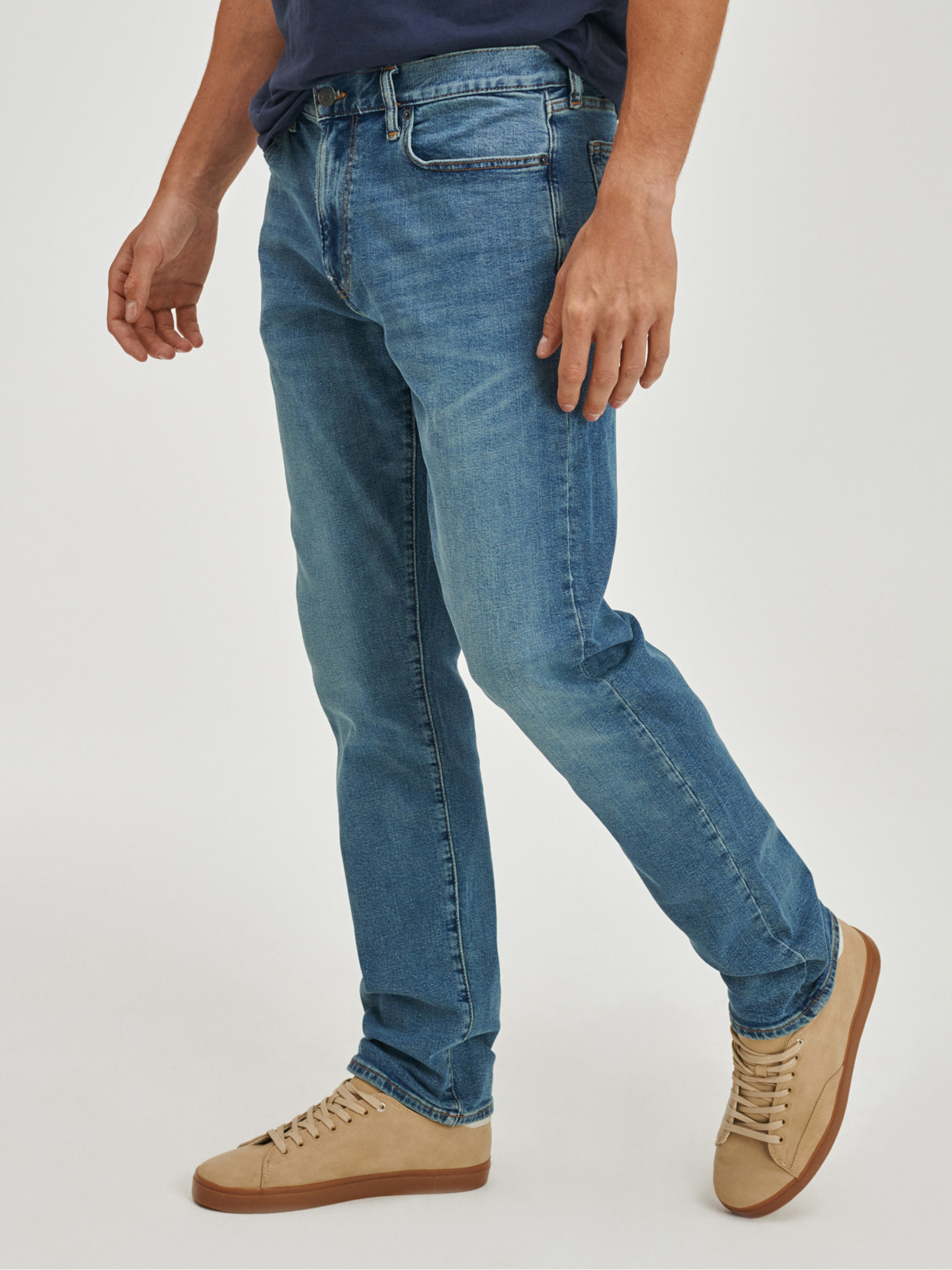 V-Straight Taper Fairfax Medium Jeans GAP