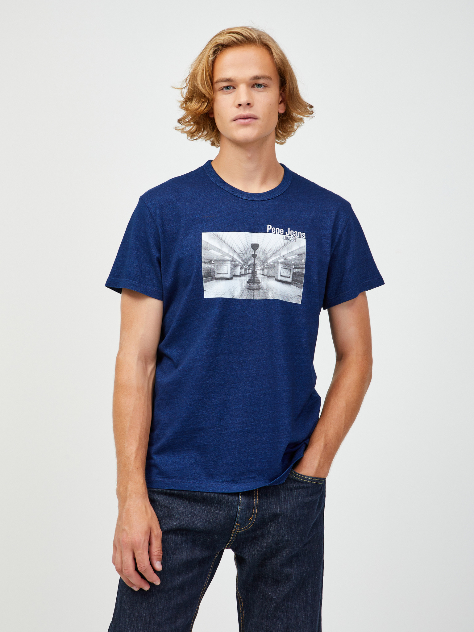 Fotografie Tmavě modré pánské tričko Pepe Jeans Saint - XL