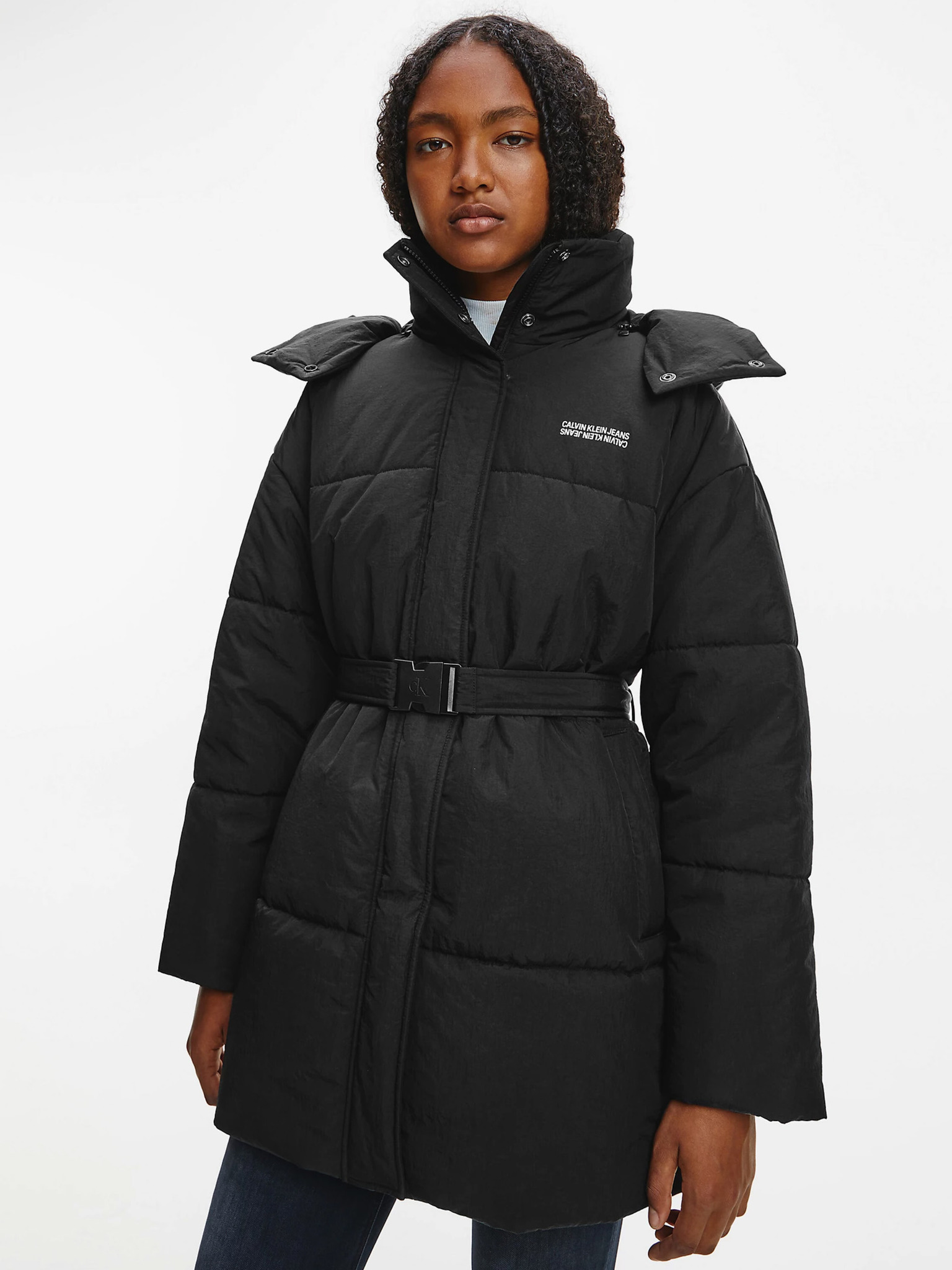 Fotografie Černý dámský prošívaný zimní kabát s kapucí Calvin Klein Jeans - XS