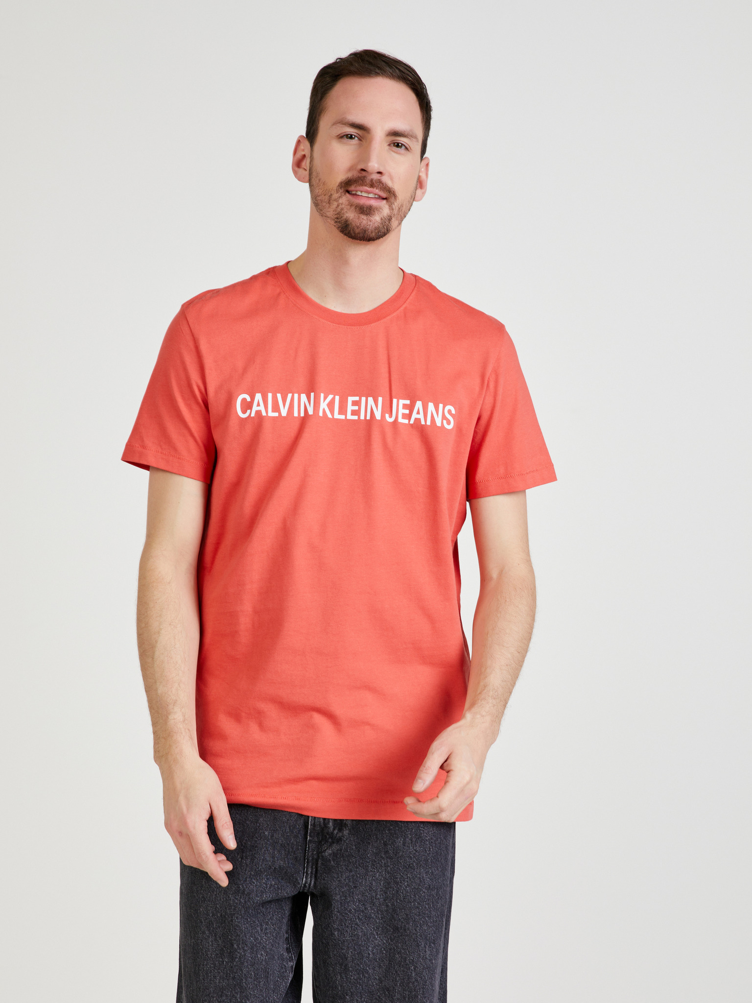T-shirts e Tops Calvin Klein Jeans para mulher, Comprar online