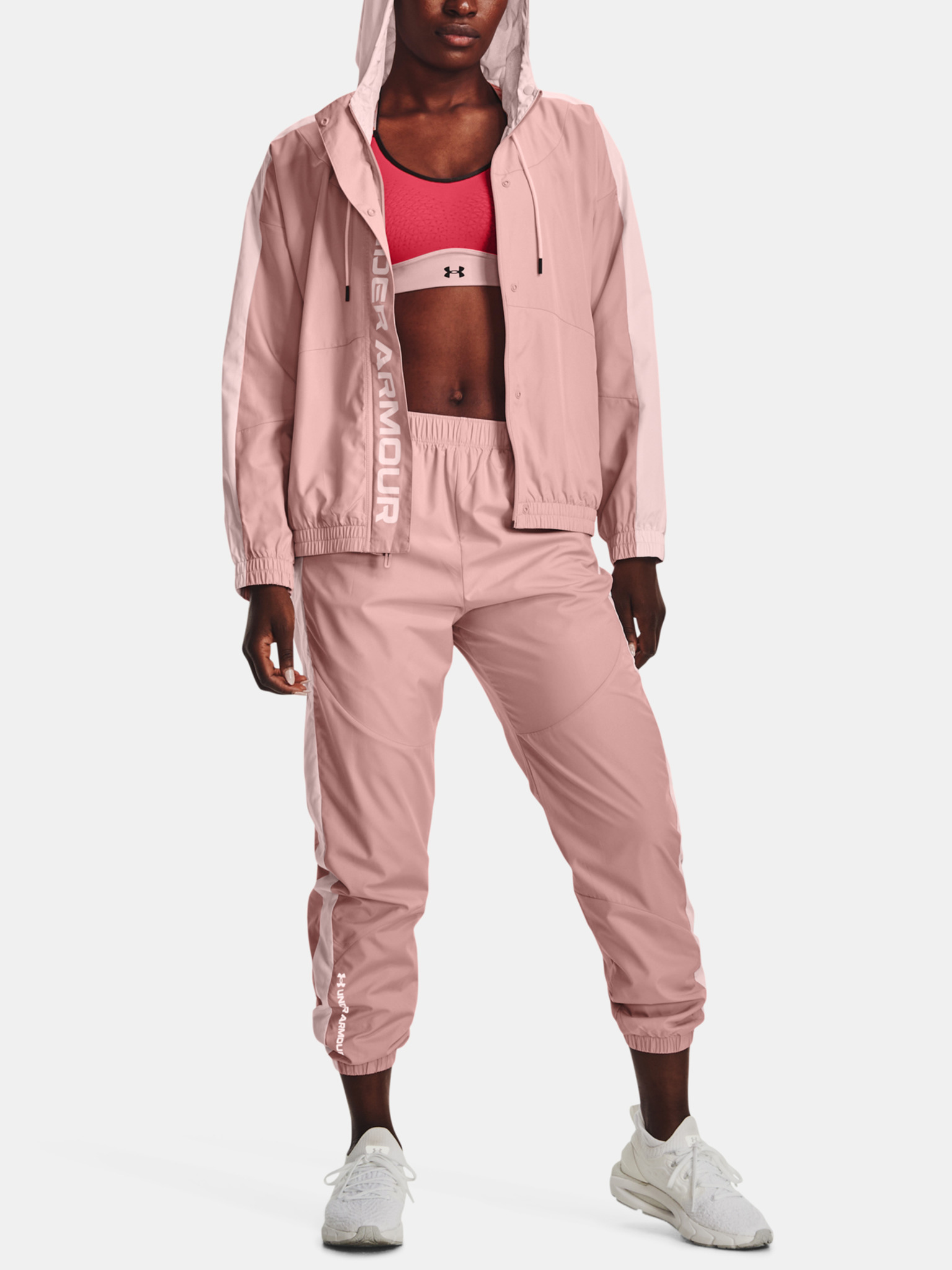 UNDER ARMOUR Under Armour UA RUSH WOVEN - Veste Femme retro pink - Private  Sport Shop