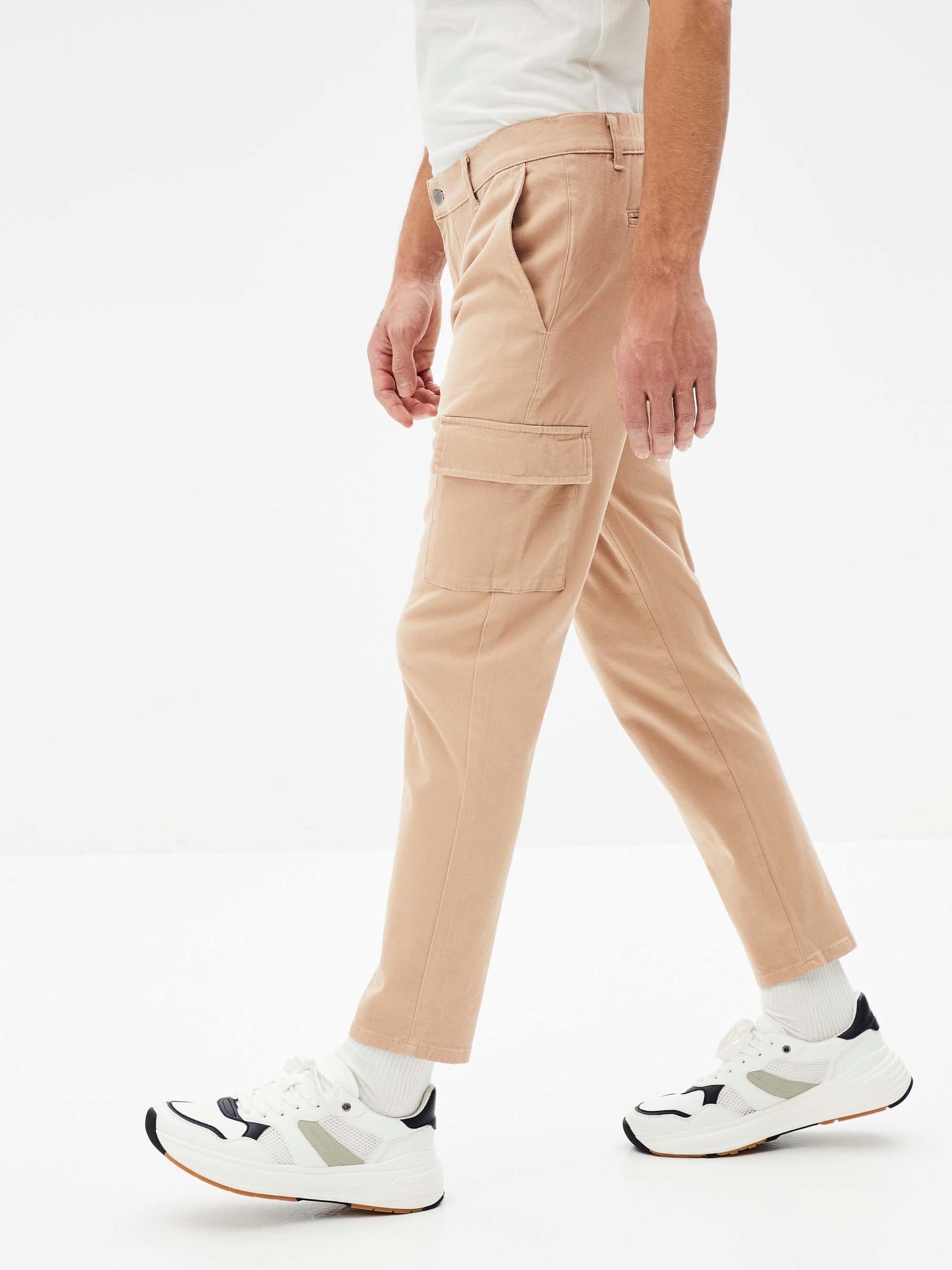 Buy Multi Trousers & Pants for Men by Celio Online | Ajio.com