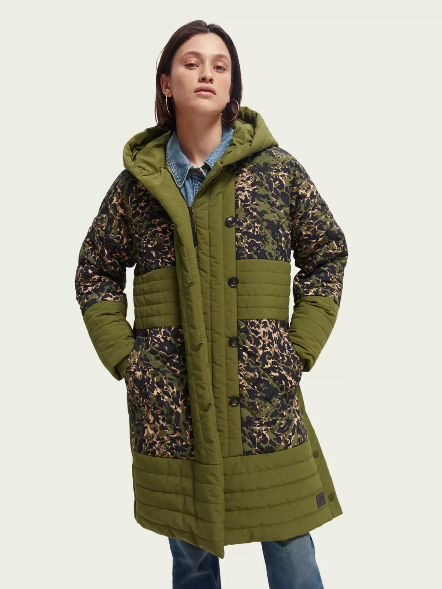 Fotografie Khaki dámský vzorovaný zimní prošívaný kabát Scotch & Soda - L