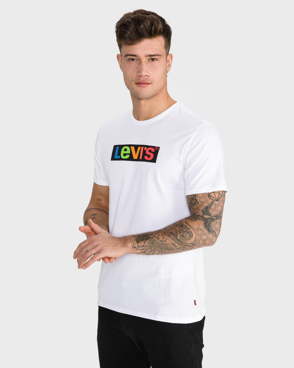 levi's classic t shirt